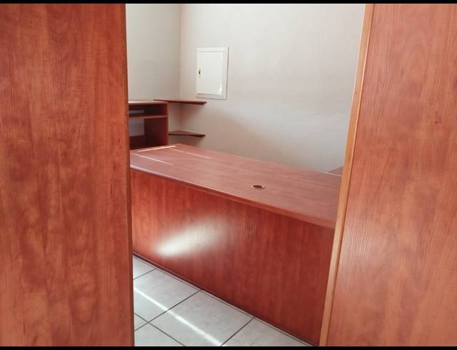 203M² OFFICE TO LET IN NELSPRUIT CENTRAL